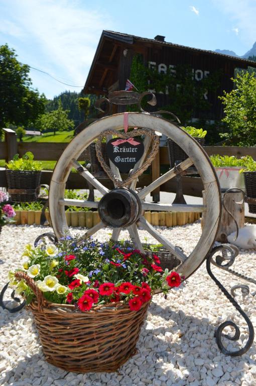 Landgasthof Ledererwirt Pension Ebbs Buitenkant foto
